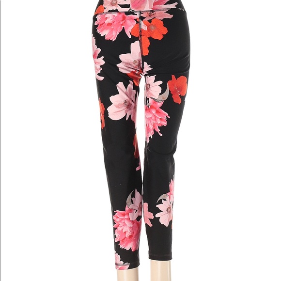 Old Navy Black Floral Leggings 